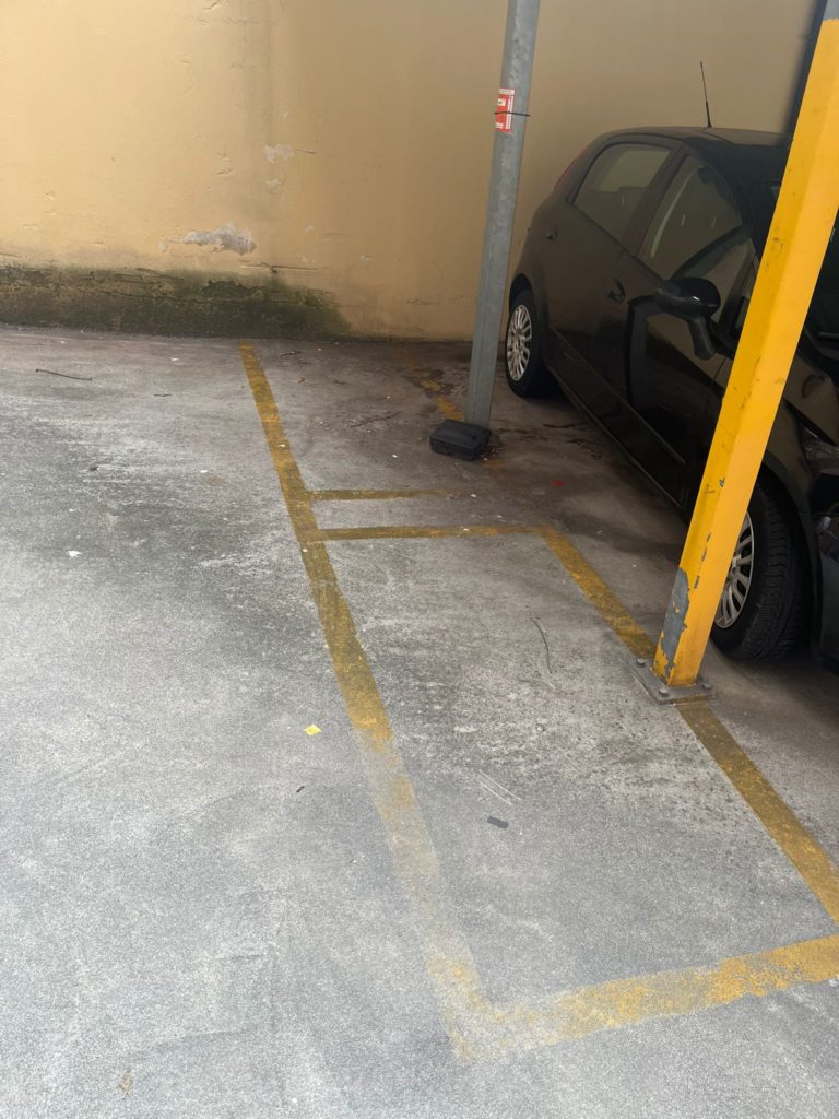 Posto moto in parcheggio privato a San Giovanni