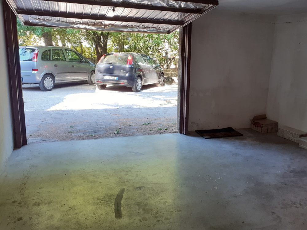 Box auto in affitto a Opicina