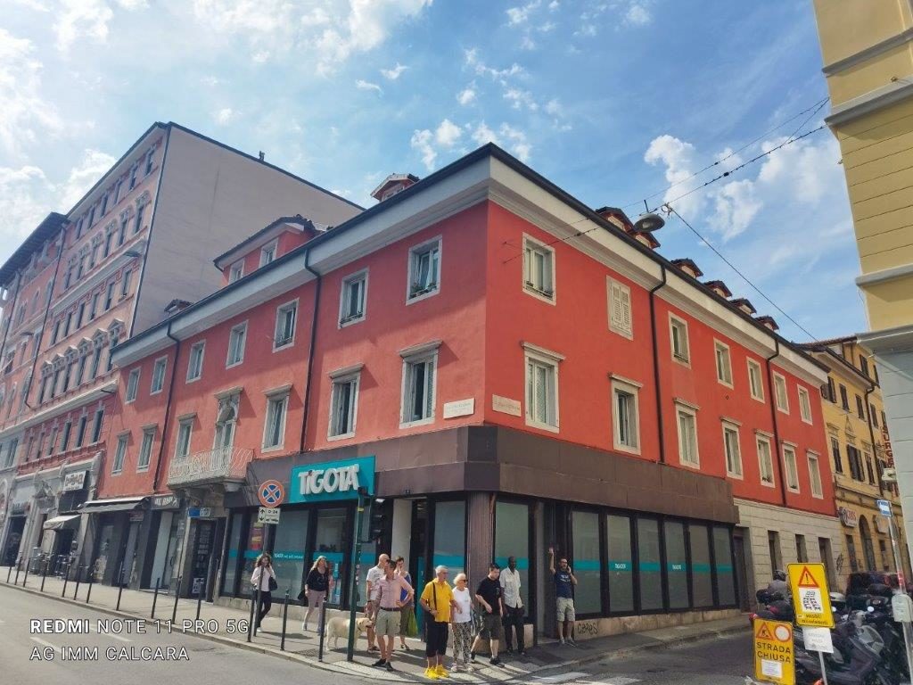 Largo Barriera – ampio ufficio in perfette condizioni! Largo Barriera – ampio ufficio in perfette condizioni!