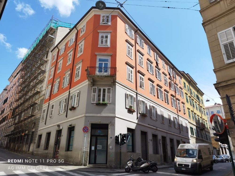 PALAZZO IN VENDITA IN VIA GATTERI